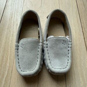Janie and Jack Classic Gray Kids Loafers - Size 5